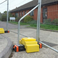 Temporary Fencing Set with Angled Support Arm