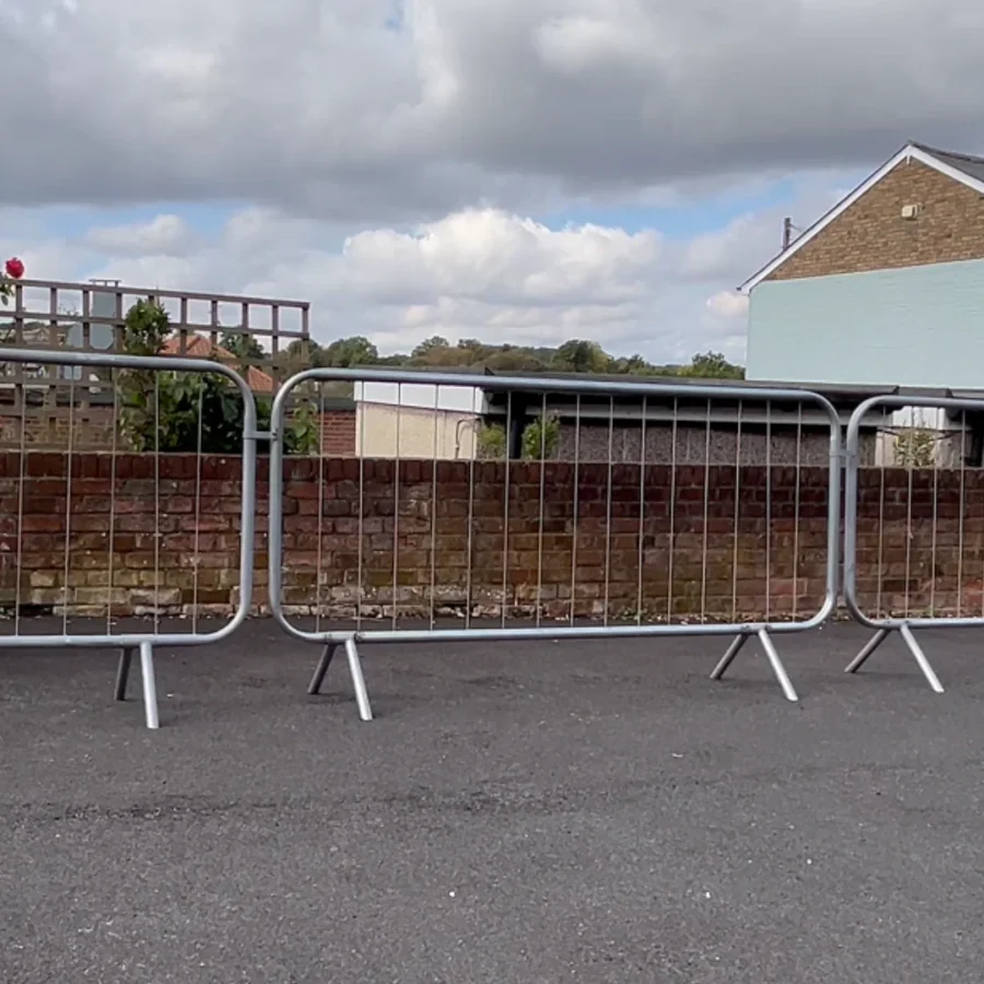 Crowd Control Bar Barrier - Fixed Leg - Image 2